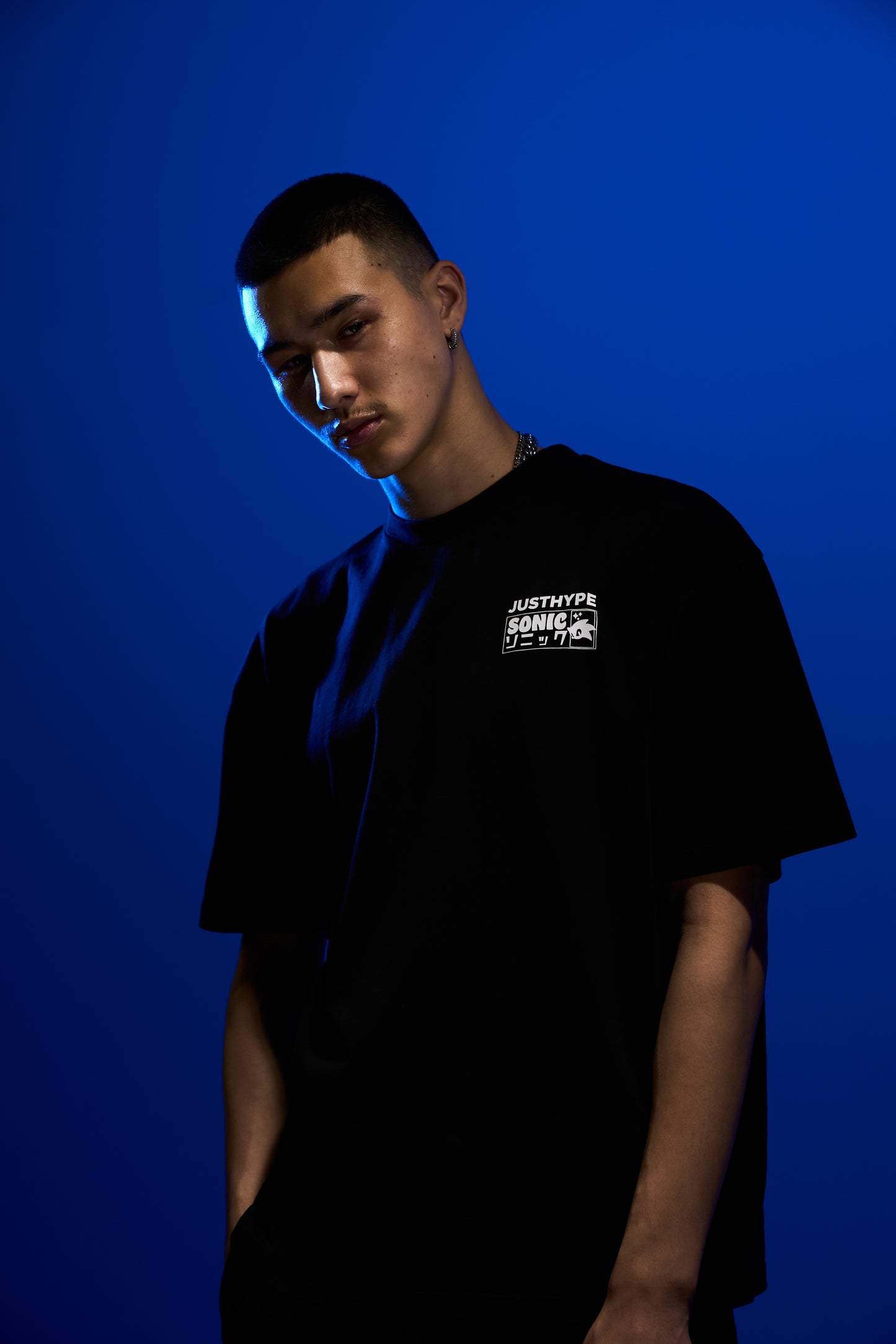 Hype x Sonic The Hedgehog™ Mens Black Retro Sonic T-Shirt