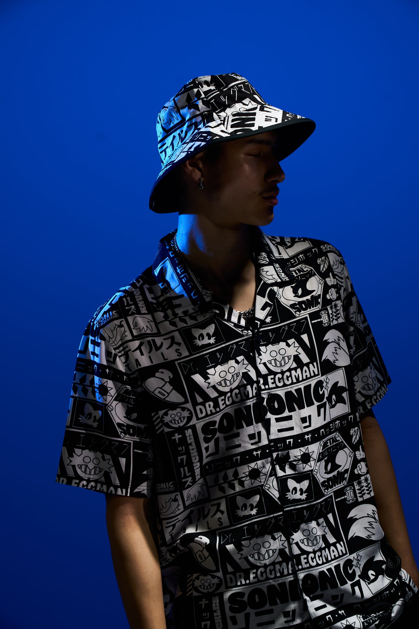 Hype x Sonic The Hedgehog™ Mens Black Retro Resort Shirt