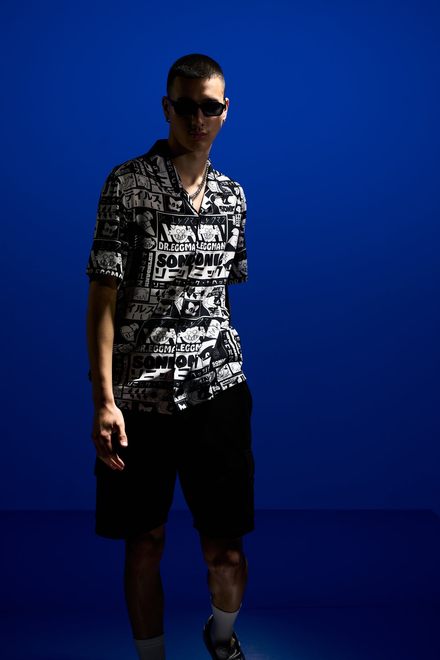 Hype x Sonic The Hedgehog™ Mens Black Retro Resort Shirt