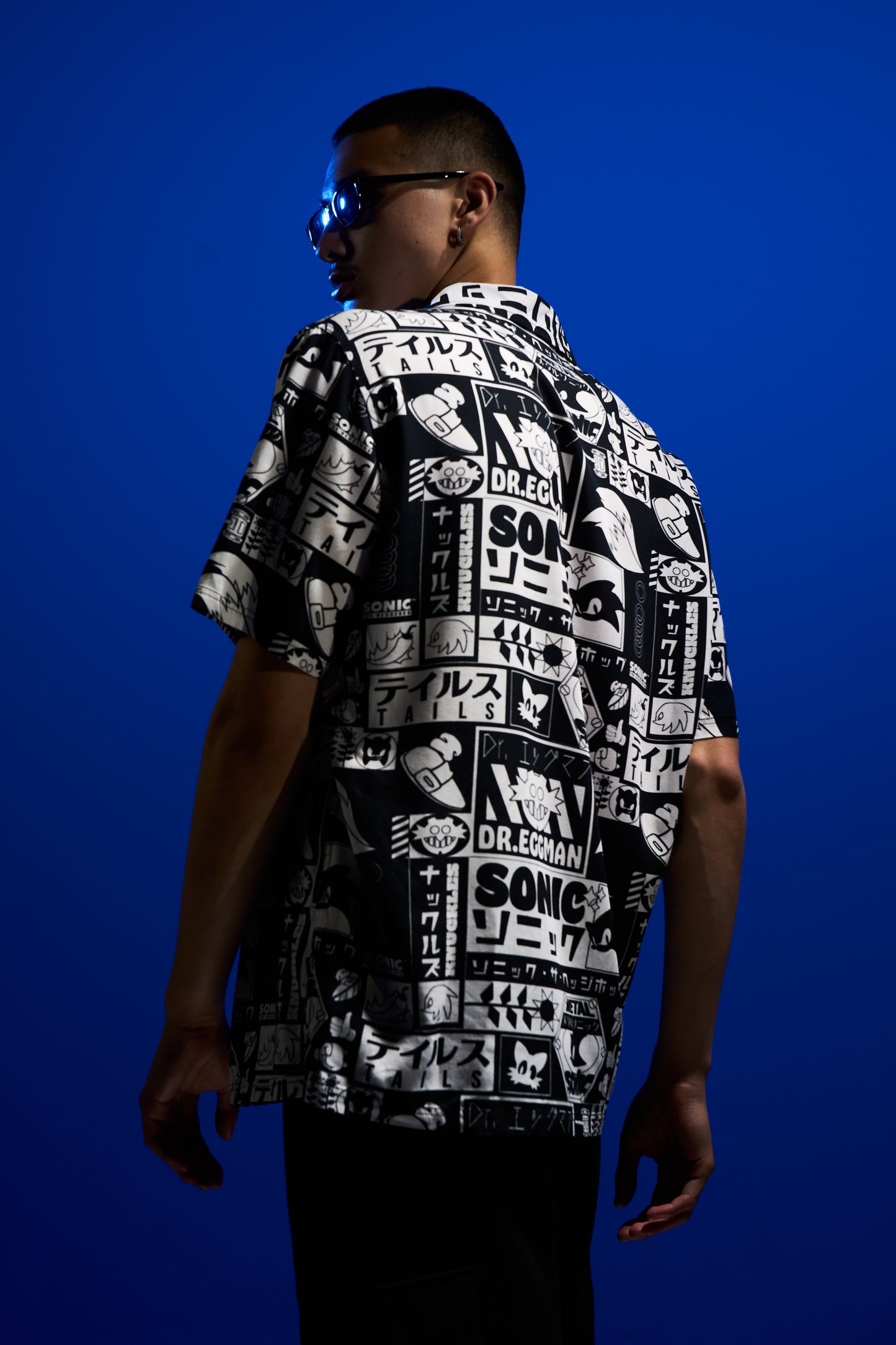 Hype x Sonic The Hedgehog™ Mens Black Retro Resort Shirt