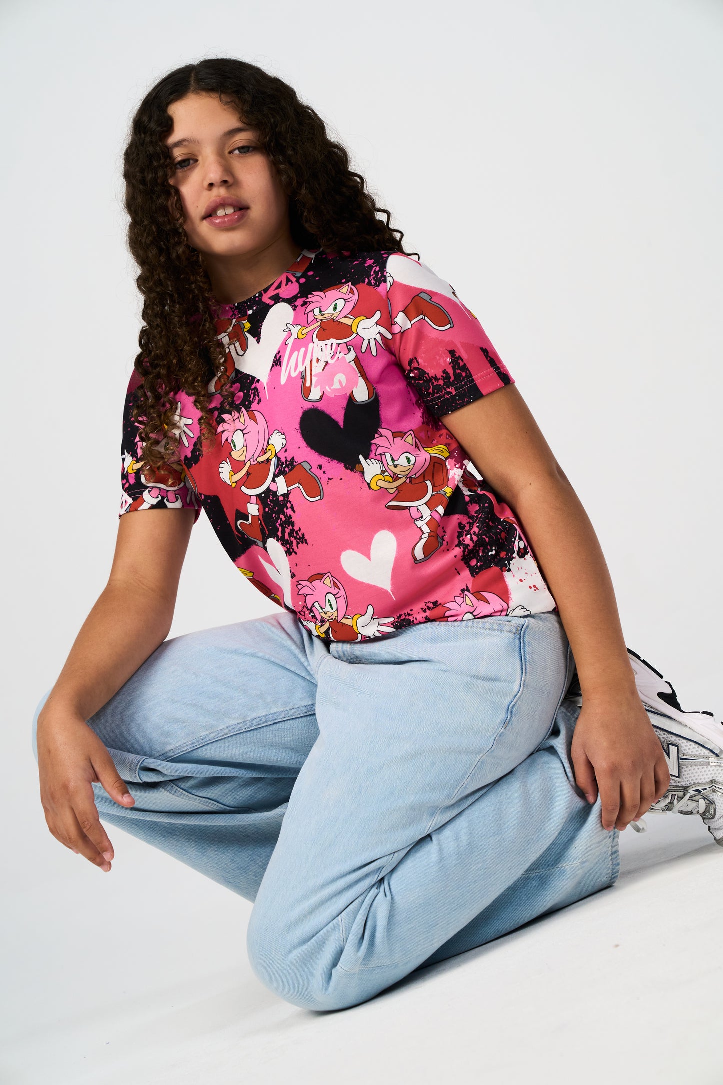 Hype x Sonic The Hedgehog™ Girls Multi Amy Rose T-Shirt