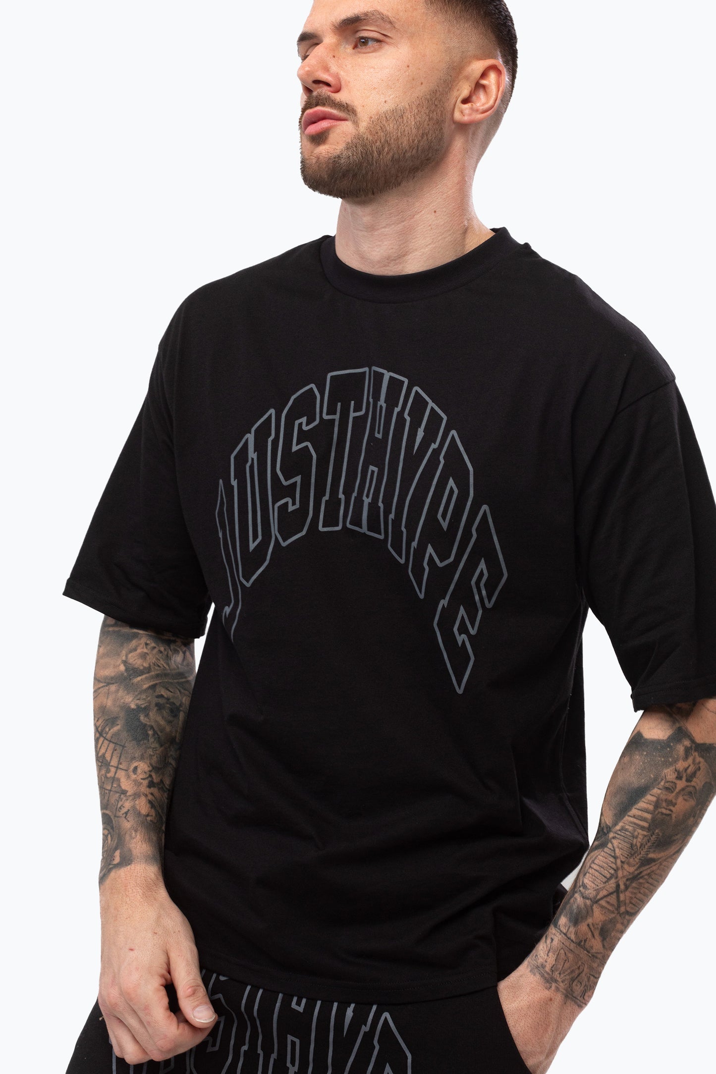 Justhype Mens Black College Outline T-Shirt