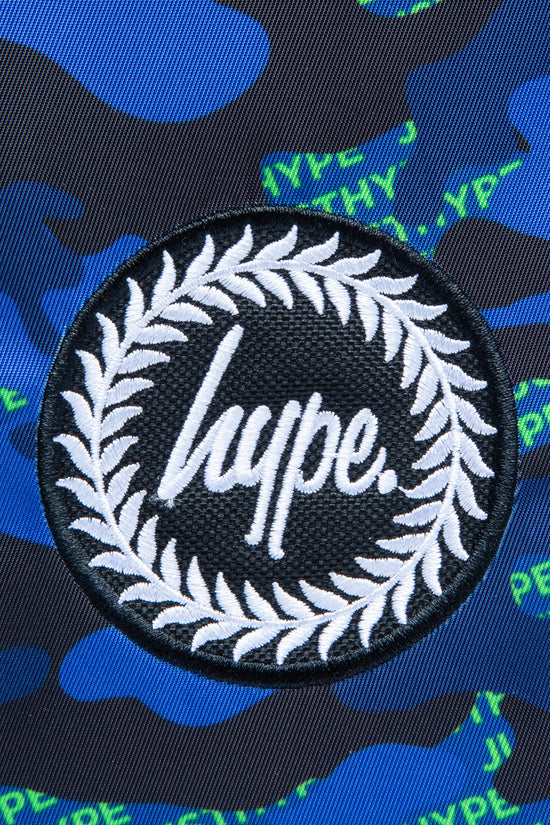 HYPE NEON LOGO CAMO LUNCH BAG Hype.