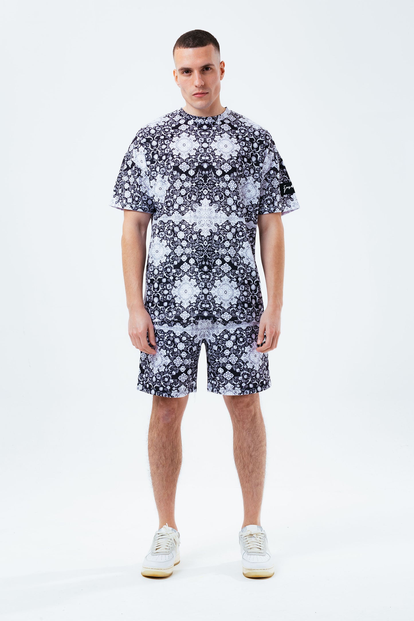 Hype Mono Tile Men'S Shorts