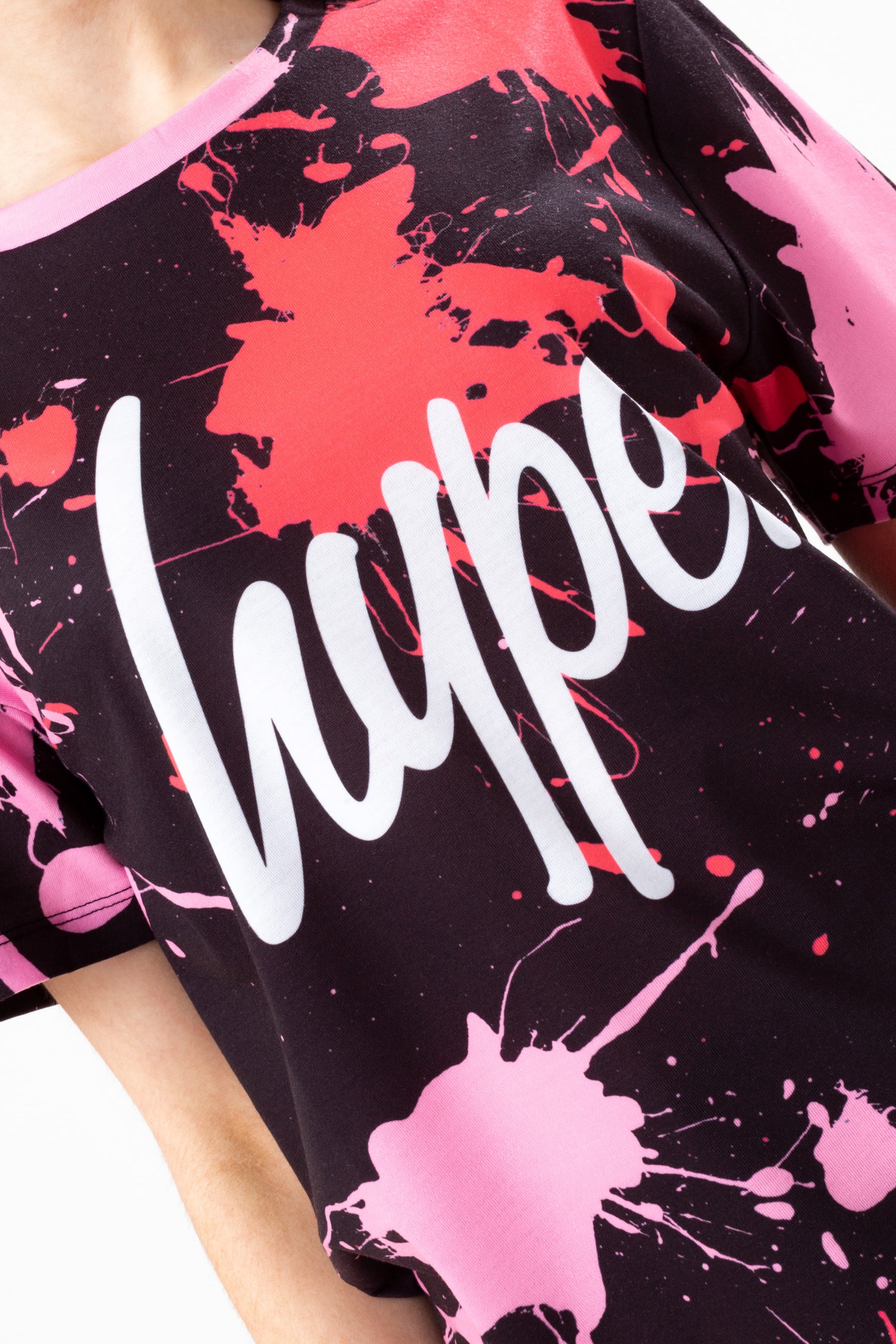 HYPE GIRLS PINK SPLAT WHITE SCRIPT T-SHIRT | Hype.