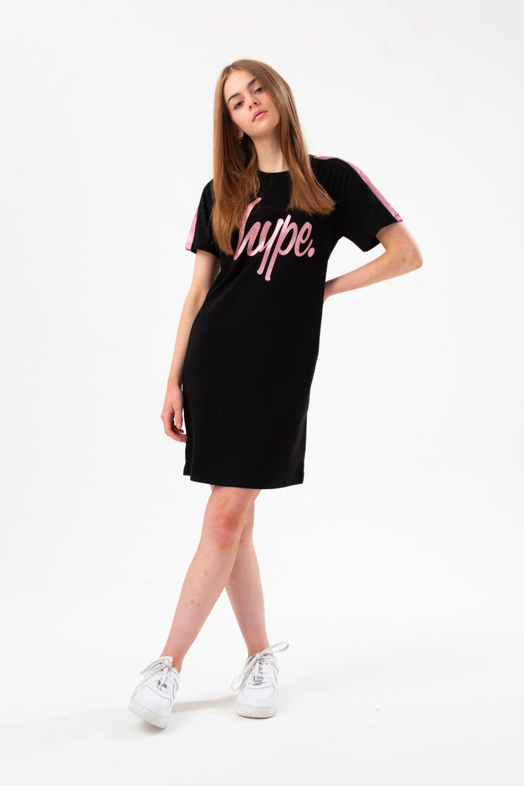 HYPE GIRLS BLACK PINK PANEL SCRIPT T-SHIRT DRESS