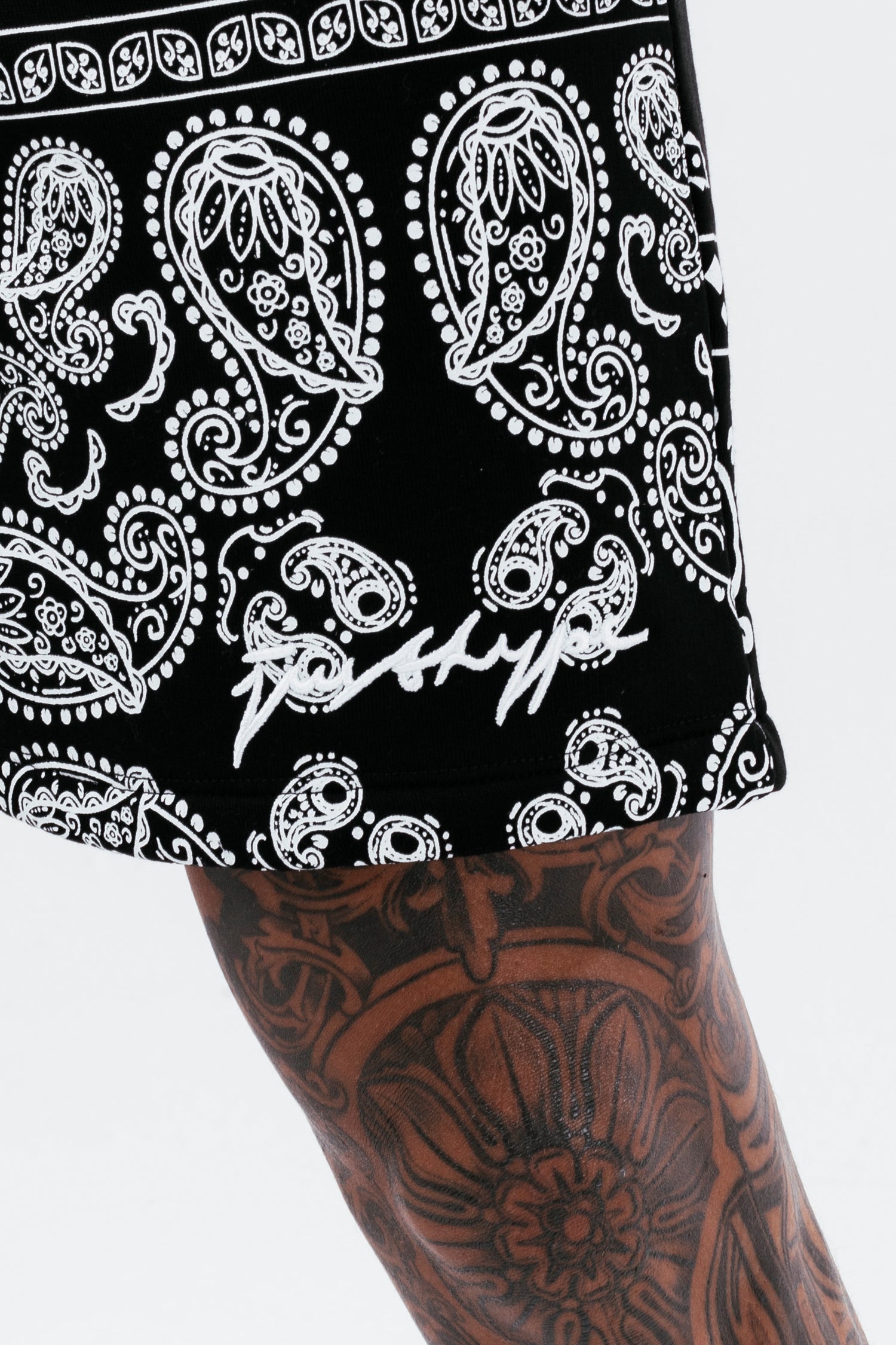 Source Dropped Armhole Bandana Print custom sleeveless TShirt on  malibabacom